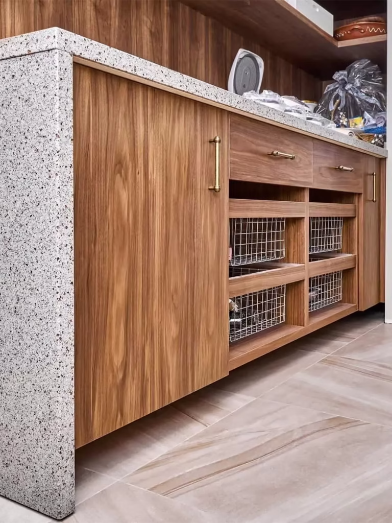 muebles bajos de cocina de melamina.